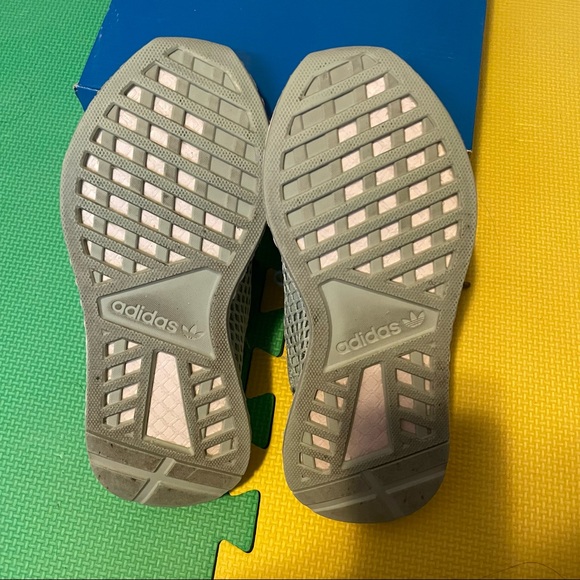 Adidas Deerupt W running shoes - Picture 5 of 6